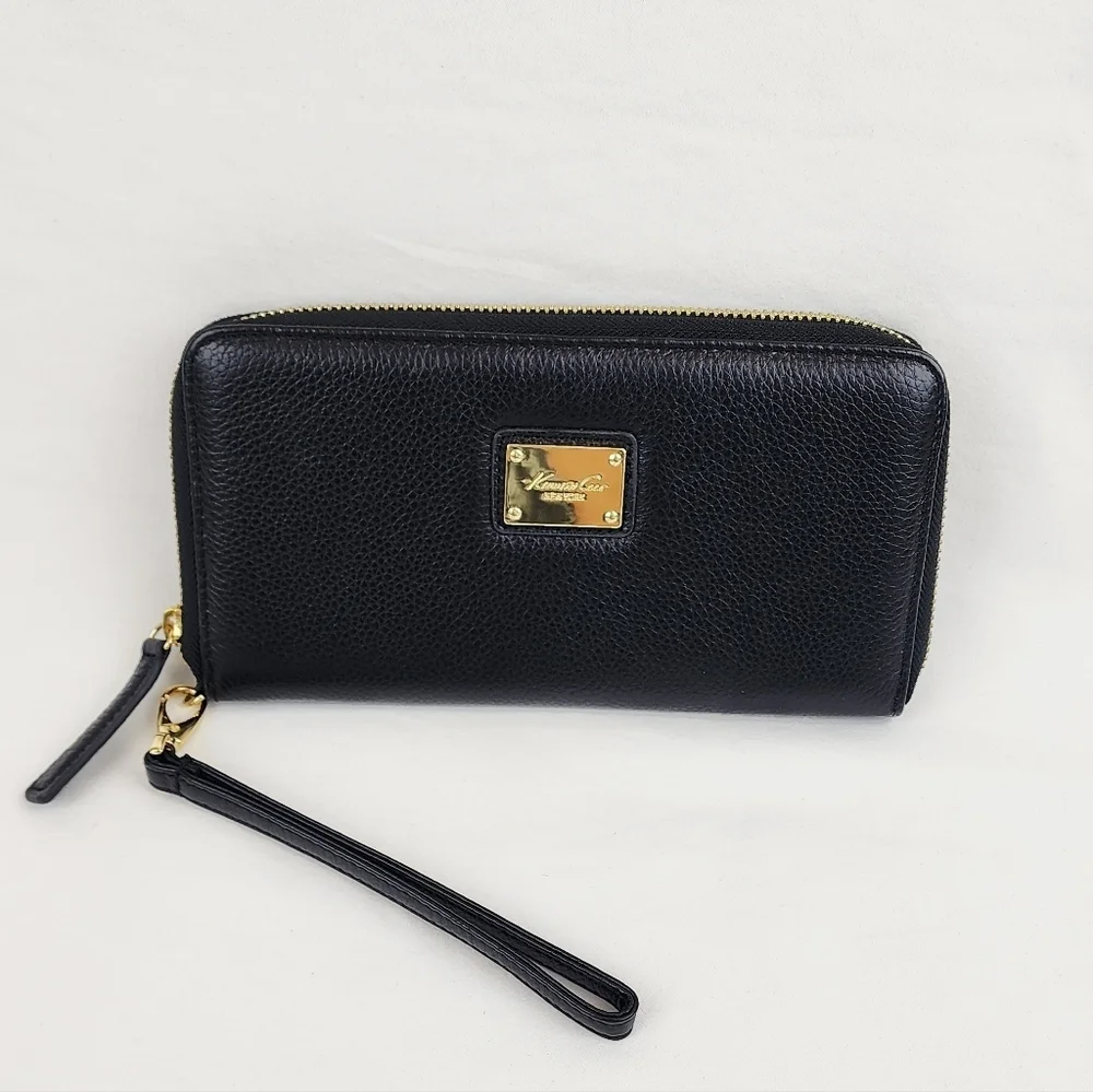 Kenneth Cole kenneth cole